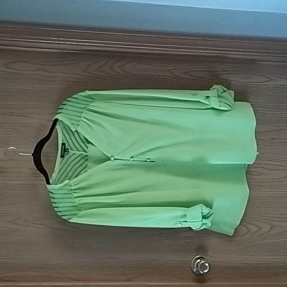 NWT XL top